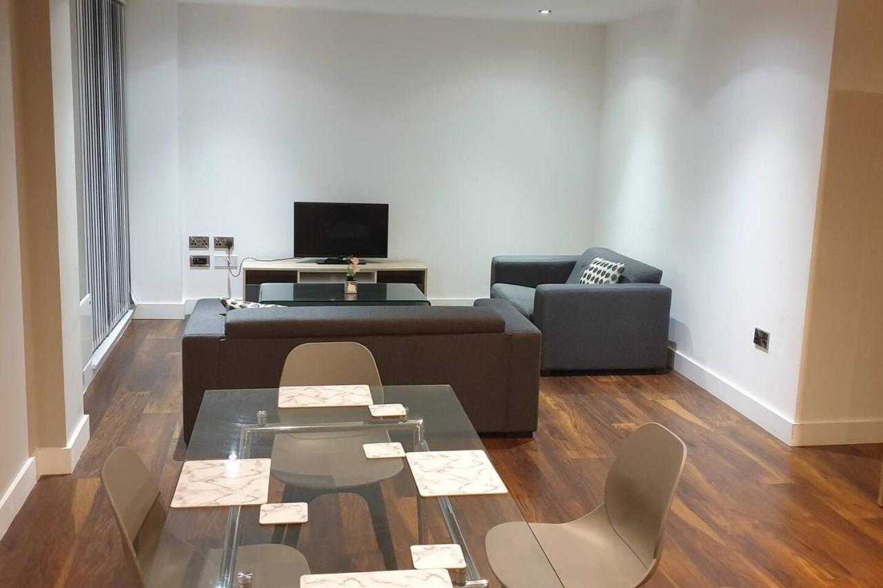 Stunning 2-Bed Apartment In Manchester City Centre Exterior photo