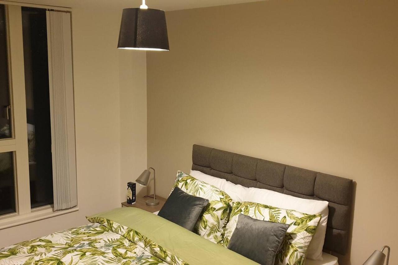 Stunning 2-Bed Apartment In Manchester City Centre Exterior photo